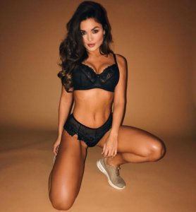 India Reynolds Nude & Sexy - TheFappeningBlog.com 31.jpg