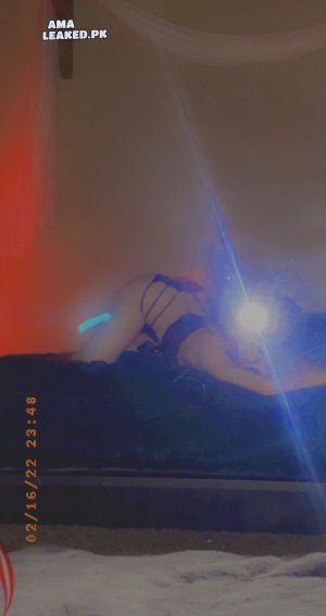 amaleaked.pk-Amber Glenn-7.jpeg