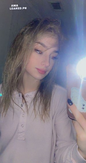 amaleaked.pk-Amber Glenn-16.jpeg
