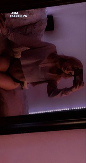 amaleaked.pk-Amber Glenn-18.jpeg