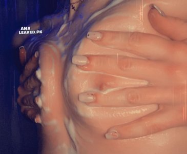 amaleaked.pk-Amber Glenn-104.jpeg