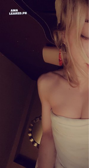 amaleaked.pk-Amber Glenn-110.jpeg