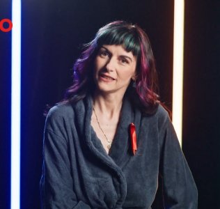 attraction_kamila_bangs-hottie_Screenshot_20260310_232107_Video Player.jpg