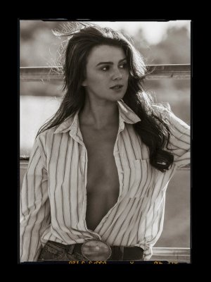 Hunter Deno - Cowgirl 5.jpg