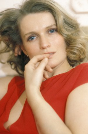 Marie-Christine Barrault (3).jpg