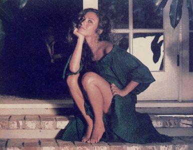 Jane Seymour -toes 680203.jpg