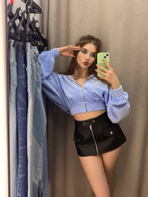 Changing Room Outfit 01.jpg