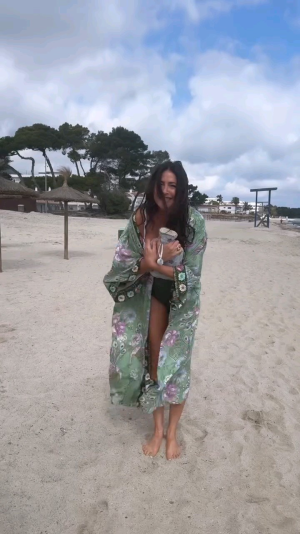 StorySaver.net-lisa_snowdon-Video-1774449805145_frame_32.png