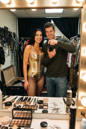 Dua Lipa - dressing room (8).jpg Dua Lipa - dressing room (8).jpg