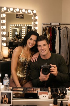 Dua Lipa - dressing room (9).jpg Dua Lipa - dressing room (9).jpg