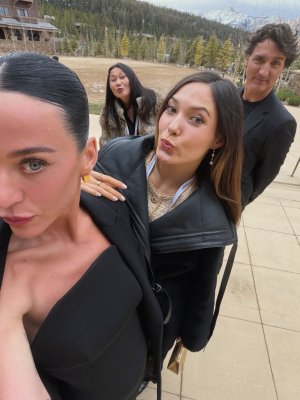 katyperry_1774902548_3864483598811901096_407964088 (1).jpg