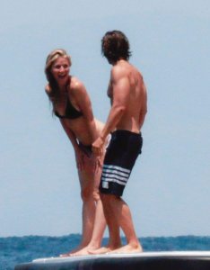 Gwyneth Paltrow Sexy - TheFappeningBlog.com 19.jpg