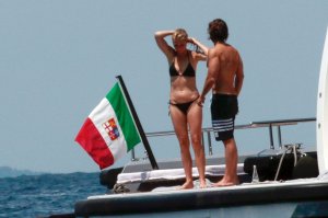 Gwyneth Paltrow Sexy - TheFappeningBlog.com 23.jpg