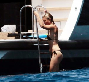 Gwyneth Paltrow Sexy - TheFappeningBlog.com 28.jpg
