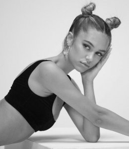 Delilah Belle Hamlin Sexy - TheFappeningBlog.com 83.jpg