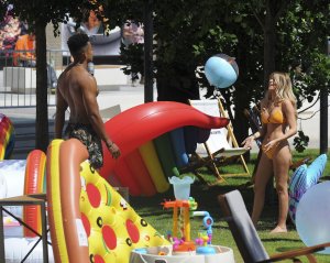 Hayley Hughes Sexy - TheFappeningBlog.com 23.jpg