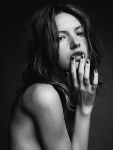 Mona Johannesson Nude & Sexy - TheFappeningBlog.com 39.jpg