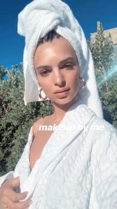 Emily Ratajkowski Sexy Instagram - TheFappeningBlog.com 4.jpg