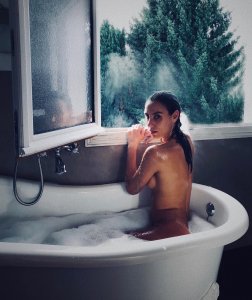 Elisa Meliani Nude & Sexy - TheFappeningBlog.com 12.jpg