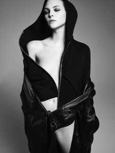 Vittoria Ceretti Nude Sexy - TheFappeningBlog.com 1.jpg