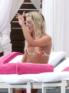 Louisa Johnson Sexy - TheFappeningBlog.com 17.jpg