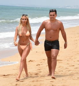 Isabelle Warburton Sexy - TheFappeningBlog.com 15.jpg