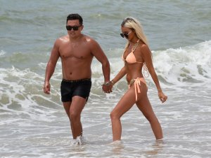 Isabelle Warburton Sexy - TheFappeningBlog.com 35.jpg