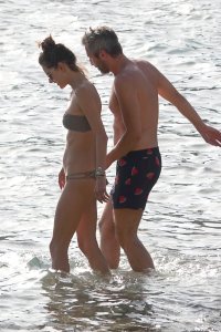 Alessandra Ambrosio - TheFappeningBlog.com 54.jpg