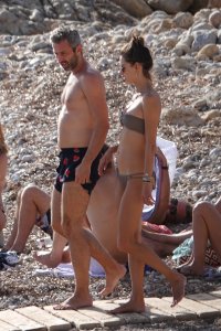 Alessandra Ambrosio - TheFappeningBlog.com 75.jpg