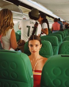 Emily Ratajkowski Sexy - TheFappeningBlog.com 8.jpg