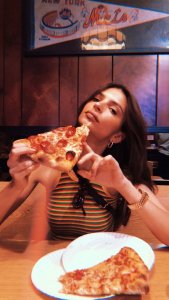 Emily Ratajkowski Sexy - TheFappeningBlog.com 11.jpg