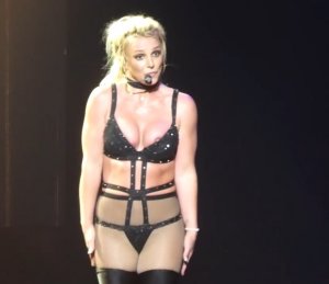 Britney Spears Nip Slip 2 thefappeningblog.com.jpg