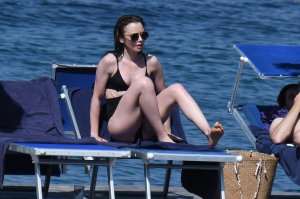 Lily Collins Sexy New - TheFappeningBlog.com 13.jpg