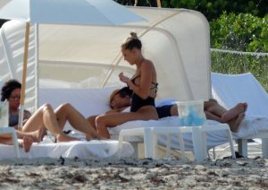 Francesca Aiello Nude Sexy - TheFappeningBlog.com 8.jpg