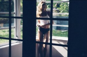 Sandra Kubicka Sexy & Topless - TheFappeningBlog.com 7.jpg