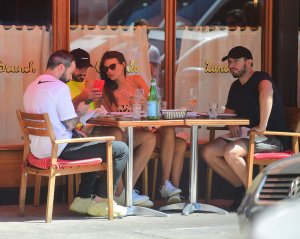 Emily Ratajkowski Sexy - TheFappeningBlog.com 54.jpg