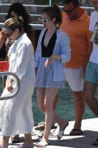 Lily Collins Sexy - TheFappeningBlog.com 29.jpg