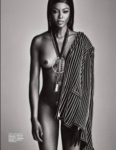 Naomi-Campbell-Topless-4.jpg