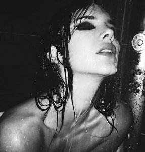 Kendall-Jenner-Topless-2.jpg