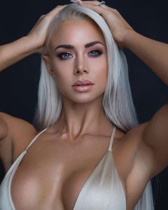 Lauren Simpson Sexy Topless - TheFappeningBlog.com 19.jpg