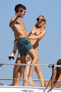 Stephanie Pratt Sexy - TheFappeningBlog.com 10.jpg