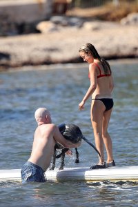 Amelia Windsor Sexy - TheFappeningBlog.com 43.jpg