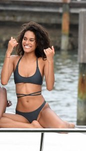 Cindy Bruna Sexy - TheFappeningBlog.com 58.jpg