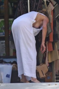 Amber Heard Nude Nip Slip - TheFappeningBlog.com 5.jpg