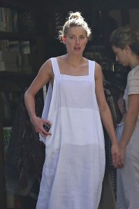 Amber Heard Nude Nip Slip - TheFappeningBlog.com 11.jpg