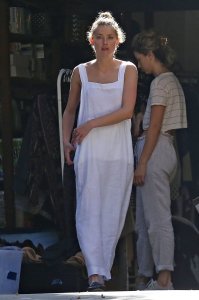 Amber Heard Nude Nip Slip - TheFappeningBlog.com 37.jpg