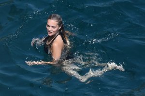 Jodie Spencer Sexy - TheFappeningBlog.com 29.jpg