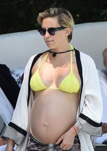 Kate Hudson Sexy - TheFappeningBlog.com 4.jpg