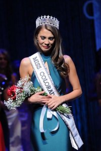 Sabrina Janssen Nude & Sexy - TheFappeningBlog.com 41.jpg