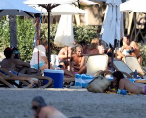 Lady Amelia Windsor Sexy & Topless - TheFappeningBlog.com 51.jpg